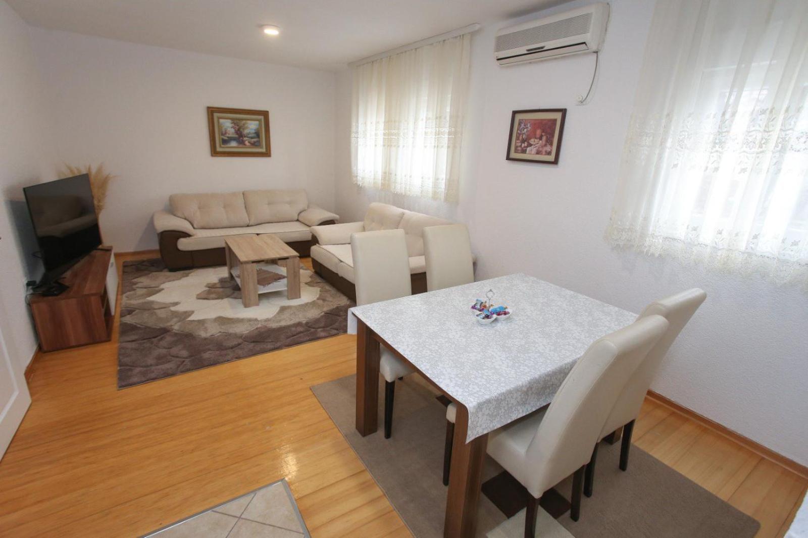 Apartments Daris Mostar Buitenkant foto