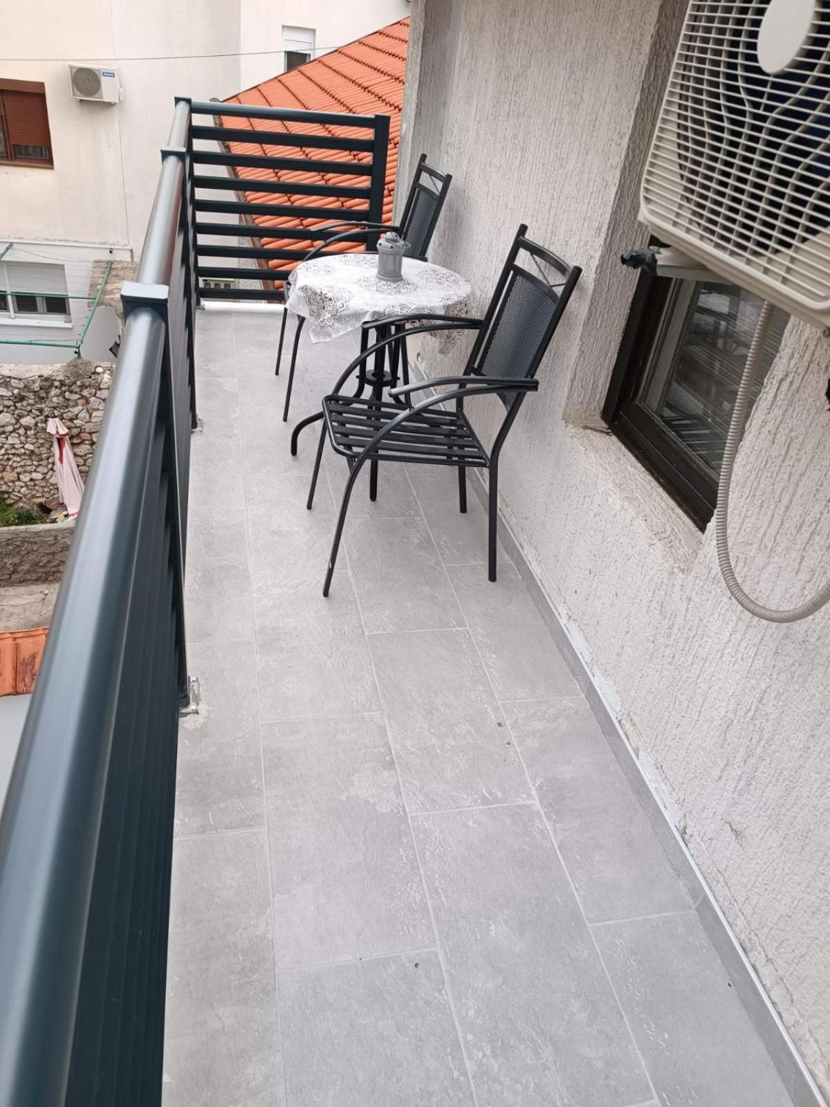 Apartments Daris Mostar Buitenkant foto