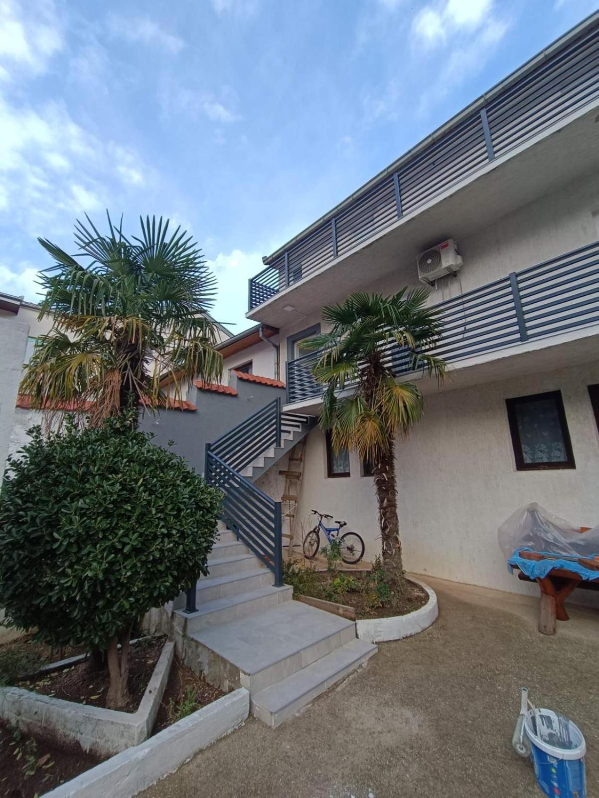 Apartments Daris Mostar Buitenkant foto